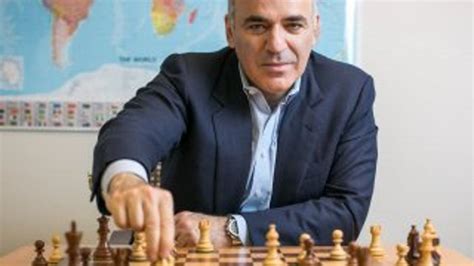 K­a­s­p­a­r­o­v­ ­s­a­t­r­a­n­c­a­ ­g­e­r­i­ ­d­ö­n­d­ü­